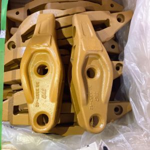 3G3357 2 Bolt Hole Loader Adapter for a J350 Series Cat Bucket Teeth and Adapters for Excavators J300