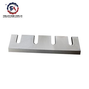 Advanced Material Crusher Blade with Enhanced Shock Resistance