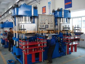 Full Automatic, Fast Speed High Precision Rubber and Silicone Vacuum Machine
