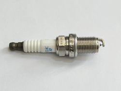 Original Quality Spark Plugs Bujias Ifr7u-4D OEM 5115