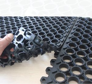 High-Quality 10m Anti-Slip Rubber Mat for Workplace Safety