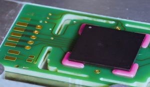 RTV Type One-Component Neutral Alcohol-Removing Silicone Sealant Is Used for Fixing The Pins of Components on Circuit Boards