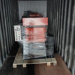 Small Parts Cleaning Rubber Belt Tumble Shot Blasting Machine for Sale.