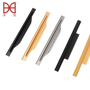 High-Quality Custom Wood-Grain Aluminum Profiles — Ideal for Decorative Panels and Trim