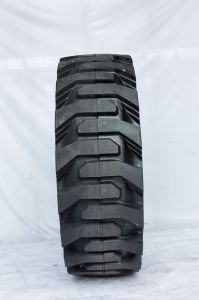 500-8 Forklift Tire Pneumatic Tyre Industrial Tyre Factory Industrial Pneumatic Solid Forklift Tyre Forklift Solid Tyre (8.15-15) with Good Quality