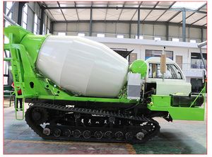 New Material 3cubic Meters Small Crawler Concrete Mixer Truck