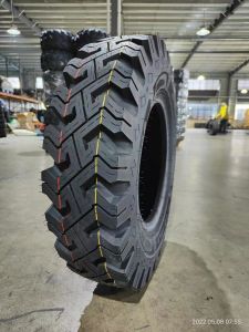 Bias Truck Tyre, TBB, TBR, LTB, Truck Tyre off Road Haulking Brand Tire 700-16, 750-16, 825-16, 900-20, 1000-20, 1100-20