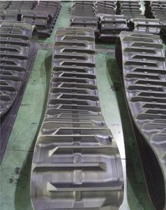 Chinese Manufacturer Rubber Track Kubota Harvester Crawler DC35 400*90*43 Rubber Track