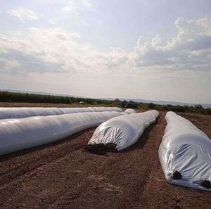 Factory Supply 6FT-12FT 9FT 10FT Silo Food Packaging Grain Storage Silage Plastic Tube Polymer Sleeve Feed Storage Bag Sealed Grain Storage Silage Bag