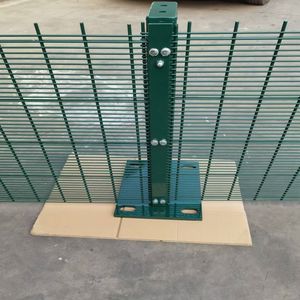 Best Sell Galvanized Anti-Climb 358 Security Wire Mesh Fence