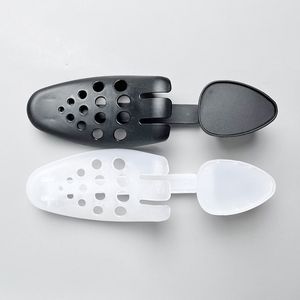 China Cheap Wholesale Custom Logo Adjustable Black Plastic Shoe Trees for Men