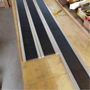 Innovative Reed Design for Textile Looms, Prioritizing Energy Efficiency and Versatility