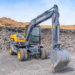 Four-Wheel Drive Wheeled Excavator Timber Grabber 40 Excavator, Tire-Type Grab Machine