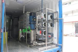Portable Sea Water Desalination Equipment/Water Treatment Plant with RO System Portable Desalination Plant