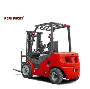 Gasoline Forklift Forkfocus with Nissan Engine and Triplex Container Mast 1.5t in Food and Pharma Industry