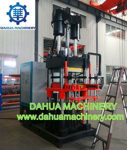 Vertical Rubber Injection Molding Machine (CE/ISO9001)
