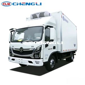 New Sinotruk HOWO 8 Tons Refrigerator Truck 4X2 Freezer Cargo Box Truck for Food Transport