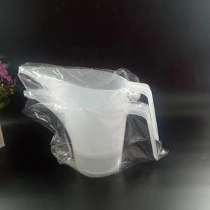 Top Quality PP Material Measuring Beaker Plastic Measuring Jug with Handle for Sale