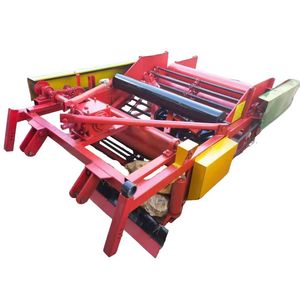 Large Scale Peanut Harvester Tractor Mounted Groundnut Harvesting Machine for Farm Use