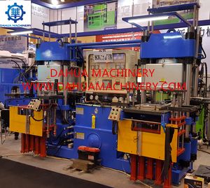 High-Precision Double-Pump Full-Automatic Vacuum Fornt-Style 4rt Hydraulic Molding Machine
