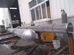 Compact and Durable Shell Tube Heat Exchanger for Efficient Cooling