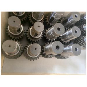 Custom Manufacturer Direct Sales Industrial Transmission Chain Gear Shaft