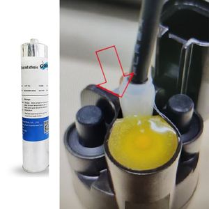 Polyurethane Hot Melt Adhesive Is Mainly Used for Rubber and Plastic Bonding