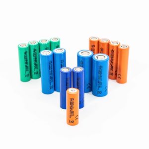 Lithium Ion Cells Cylindrical Rechargeable Inr18650e2000 3.7V 2000mAh CB CE RoHS MSDS