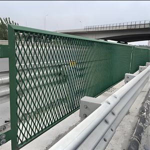 Factory Direct Expanded Metal Mesh, Custom Thickness & Opening Size