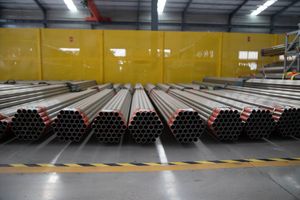 Large Steel Pipe 304 Stainless Steel Pipes with 0.5 to 50mm Wall Thickness, Various Finishing Types Are Available