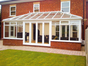 Aluminum/UPVC Folding Doors/Bi-Folding Doors for Glass House with Good Air Tightness and Water Tightness/ More Design Available