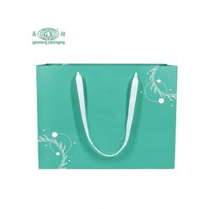 Custom Logo Printed Paper Pouch Bags Shopping Bags with Ribbon Bowknot Handle