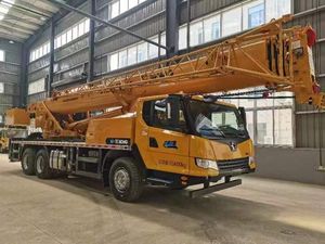 X*Mg 25 Tons Truck with Crane for Sale Crane Service Truck