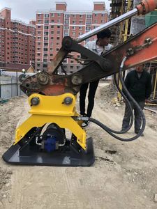 Vibration Frequency 2000 Rpm Hydraulic Compactor Suitable for 12-16 Tons Excavator for Sale
