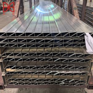 6063 Industrial Aluminum Alloy Profiles Can Be Cut Into Aluminum Square Tubes