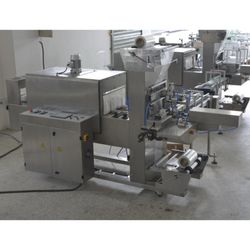 Precise Synchronization Bmd-600A Stainless Steel Automatic Wrap Film Shrink Packing Machine for Edible Oil Bottles