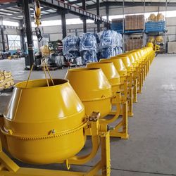 Portable Concrete Cement Mixer Machine with Pump