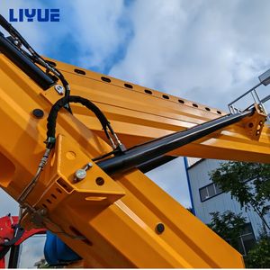 New Condition 18m Aerial Work Platform with Dongfeng Chassis for Sale