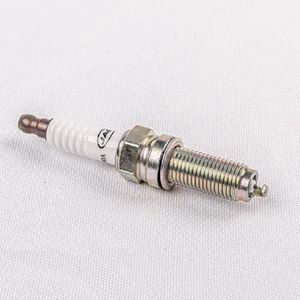 1026080gg010 Vehicle Spark Plug Factory Supply for Automotive Use