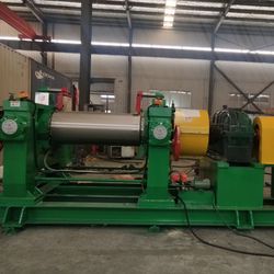 Direct Manufacturer Silicone Rubber Mixing Mill/ EPDM Rubber Mixer Machine/ SBR Lab/Laboratory Two Roll Mills/ NBR Open Mill with Stock Blender Xk400/450/560