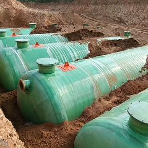 ISO9001 Vertical FRP Liquid Storage Tank, Corrosion Resistant Long-Life Fiberglass Vessel for Factory Water Treatment