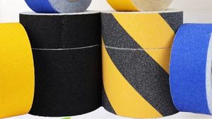 Floor Anti Slip Tape Outdoor Waterproof Non Slip Safety Rubber Tape Self Adhesive for Stairs and Showers Glue Black