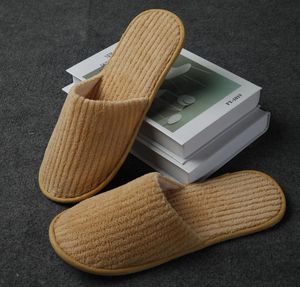 Cheap Cotton Embroidery Slippers for Stars Hotel Use (JRD728)