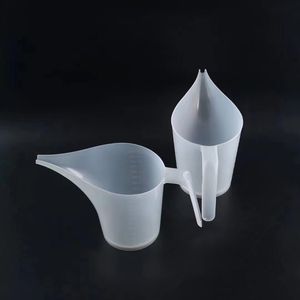 Top Quality PP Material Measuring Beaker Plastic Measuring Jug with Handle for Sale