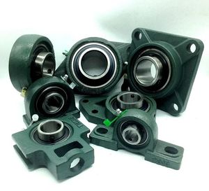 Lyr82 Durable Split Adjustable Cast Iron UCP 213 214 215 216 Pillow Plummer Block Ball Bearing Units for Flange Agriculture Machine