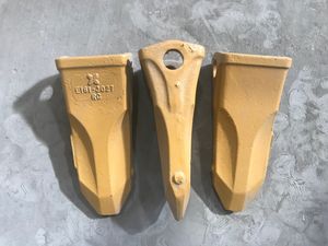 E161-3027 Excavator Bucket Teeth Tip Point for R215 R225 Spare Parts