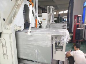 Yizumi Hot Chamber Die Casting Machine Zinc Melting Furnace