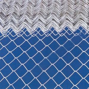 4.5mm Coated PVC Diamond Holes Chain Link Wire Mesh Game Fence