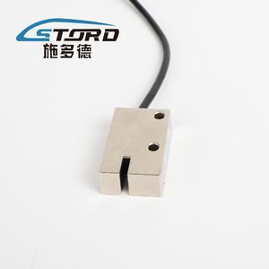 3mm PNP No Inductive Proximity Switch Inductive Sensor