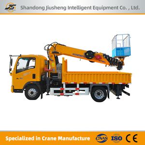 Construction Aerial Work Platforms Manned Lift Truck Landscaping Trimming Aerial Work Platform